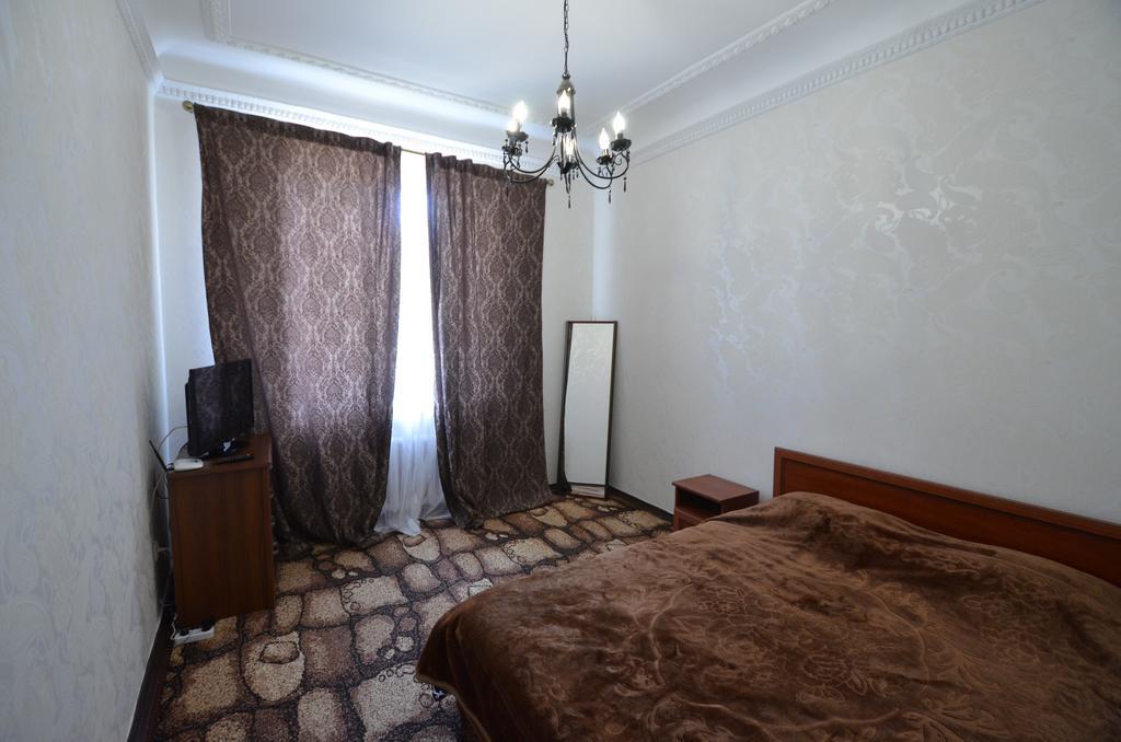 Apartments On Sobornaya Street Near The Waterfront Mykolaiv Oda fotoğraf
